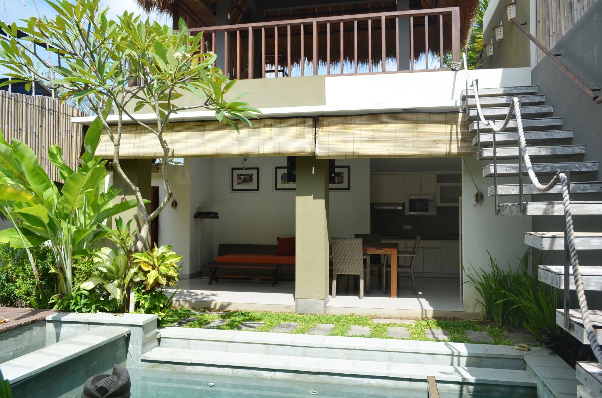 The Avani Villas Kuta Lombok Exterior foto